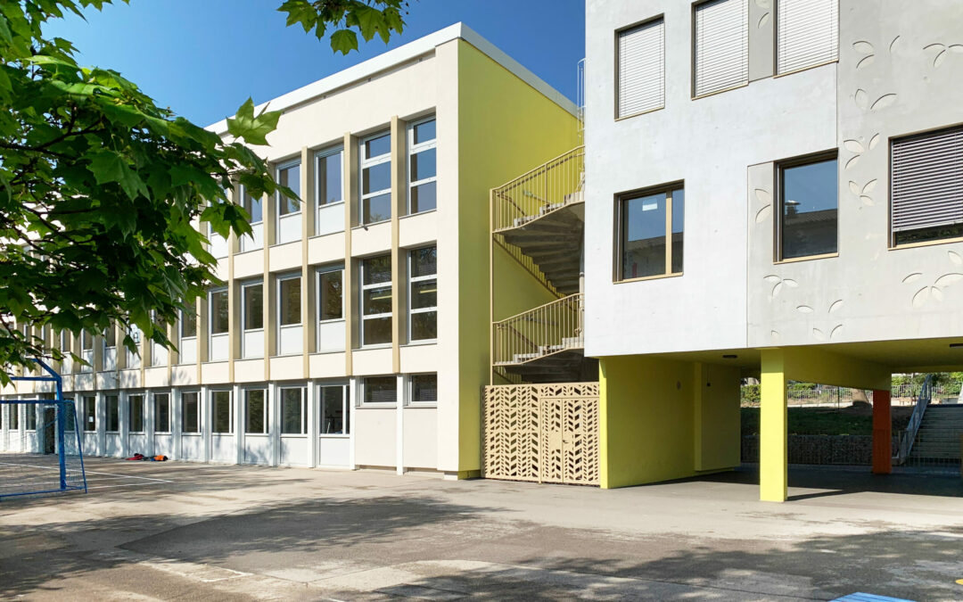 ÉCOLE JOLIOT CURIE